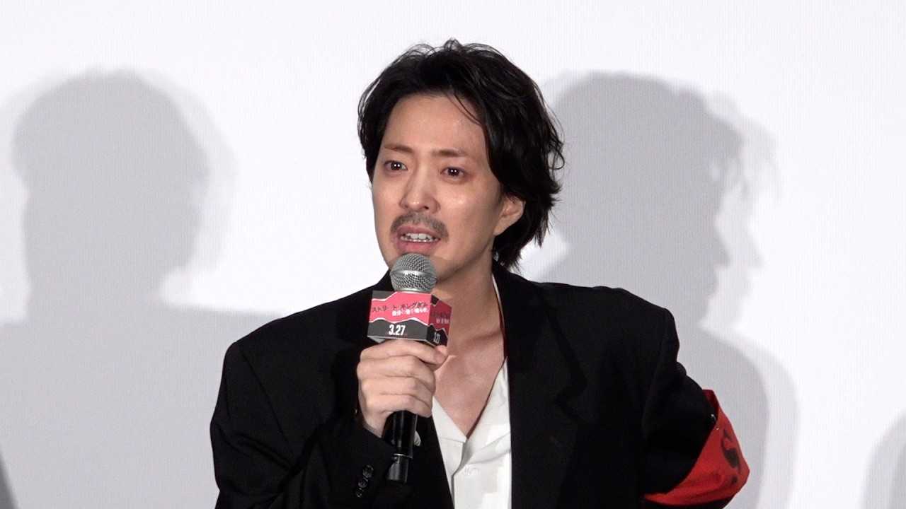 ��t����A�c���g��������i�Q���ւ̎v����芴�ɂ܂� �f��w�X�g���[�g�E�L���O�_�� �����̉���点�B�x�W���p���v���~�A