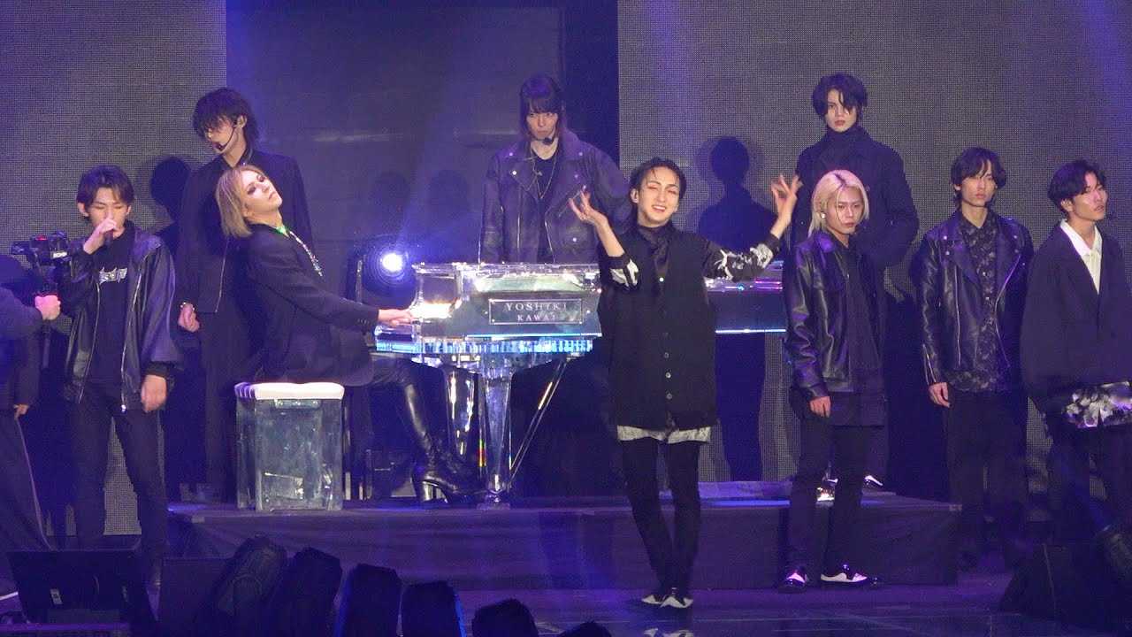 �y���C�u�zYOSHIKI�s�A�m�����t�ŁuXY�v�����p�t�H�[�}���X�I�f�r���[�ȁuCrazy Love�v�Ŗ����@�w��36�� �}�C�i�r �����K�[���Y�R���N�V���� 2023 SPRING/SUMMER�x