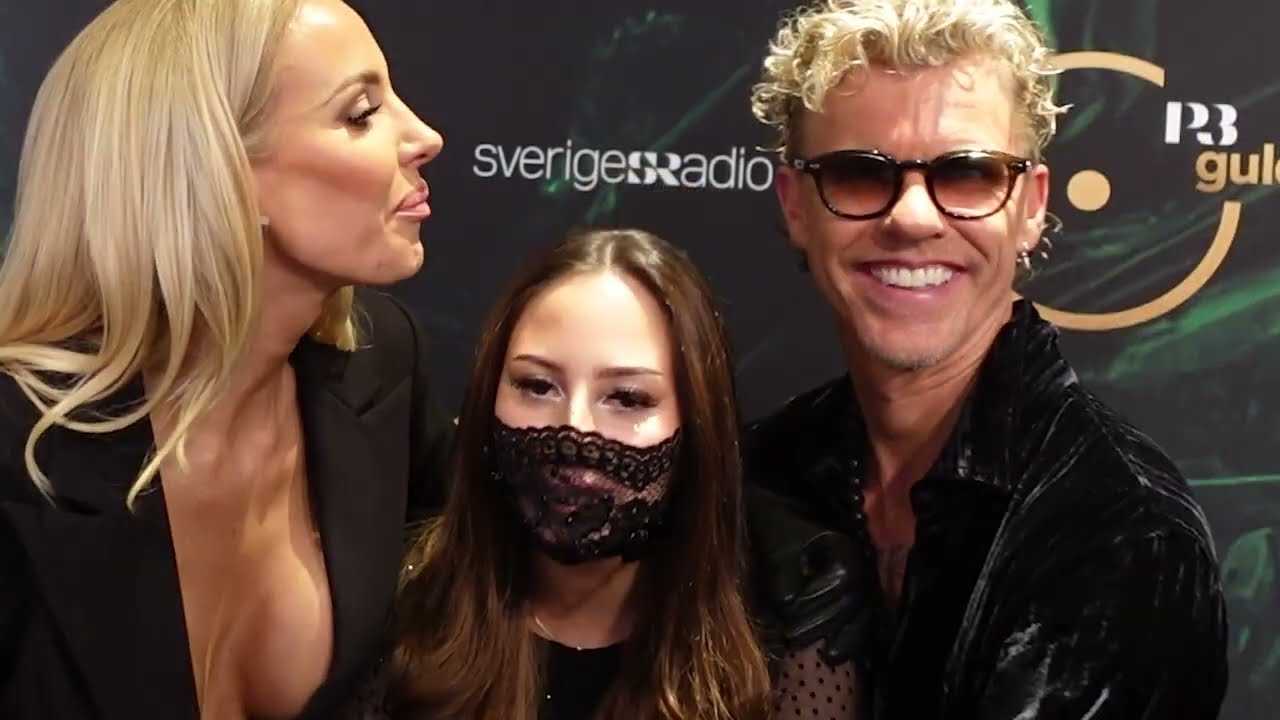 Så firar kändisarna alla hjärtans dag