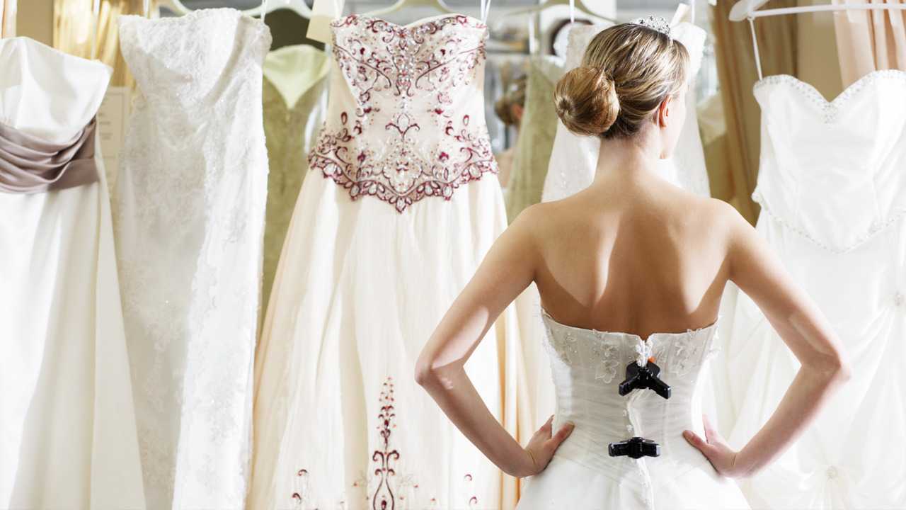 7 tidlösa stilar för bröllopsklänningen