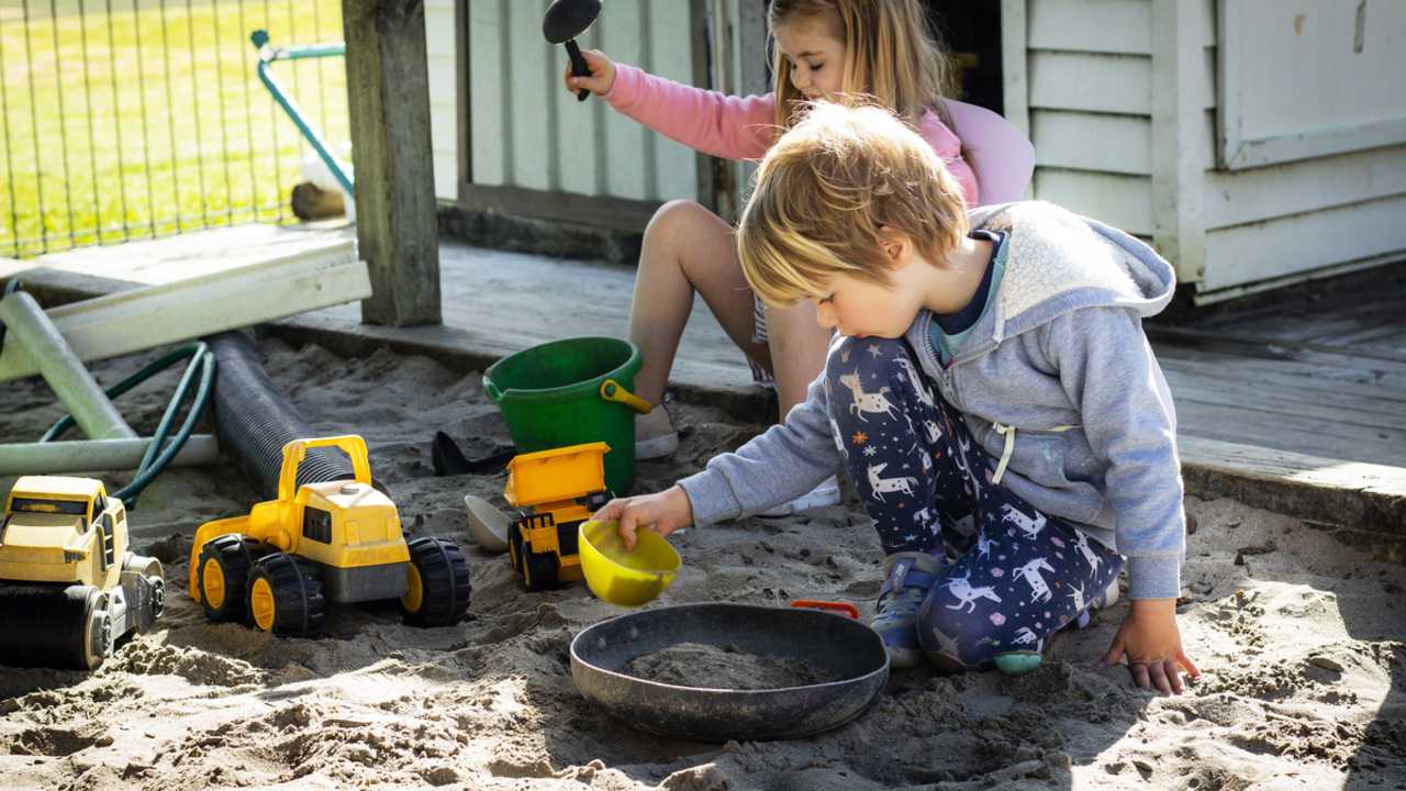 Så fungerar förskolan i Sverige